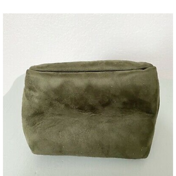 Anthropologie Vesper Bag. Like new. Includes shoulder strap. Has tags. - Picture 6 of 12